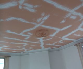 plamuren plafond